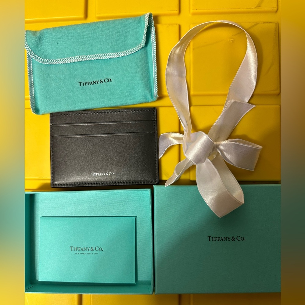 TIFFANY & CO CARD HOLDER